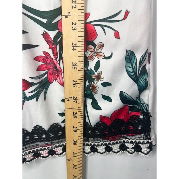 CBR Floral Print Womens Romper With Lace Hem & Adjustable Straps Large - Picture 11 of 12